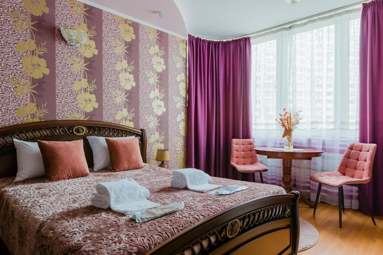 Poznyakoff Aparthotel Kyiv Exterior photo