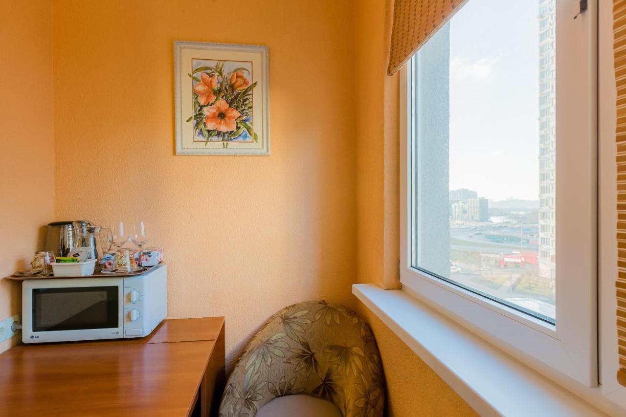 Poznyakoff Aparthotel Kyiv Exterior photo