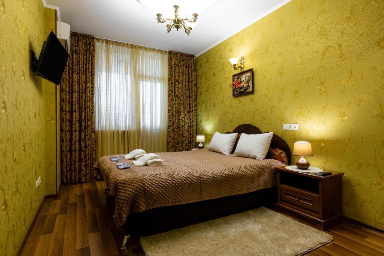 Poznyakoff Aparthotel Kyiv Exterior photo