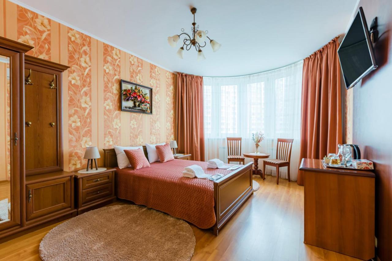 Poznyakoff Aparthotel Kyiv Exterior photo